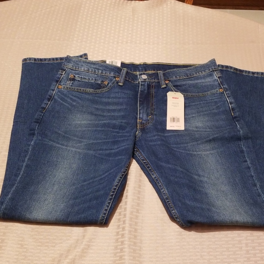 Brand New Levi Jeans/W-Tags